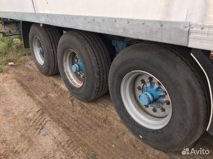 Полуприцеп рефрижератор Gray Adams GA3FL/7, 1993