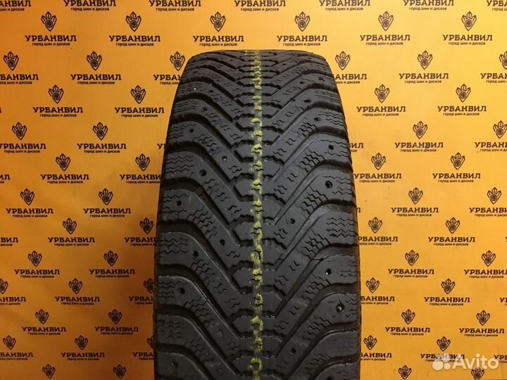 Goodyear UltraGrip 500 215/65 R16 98T