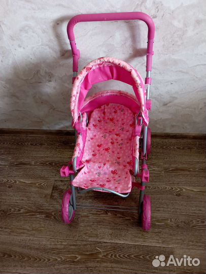 Игрушечная коляска для кукол