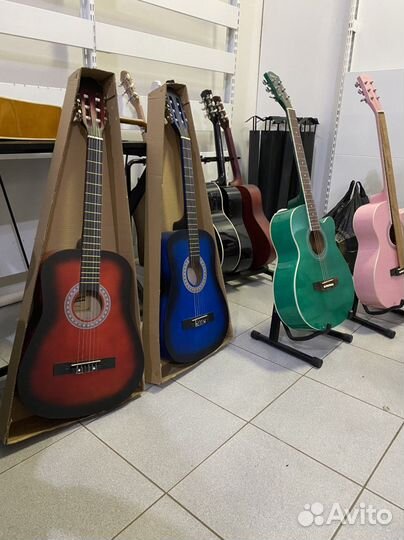 Акустическая гитара / Классическая гитара