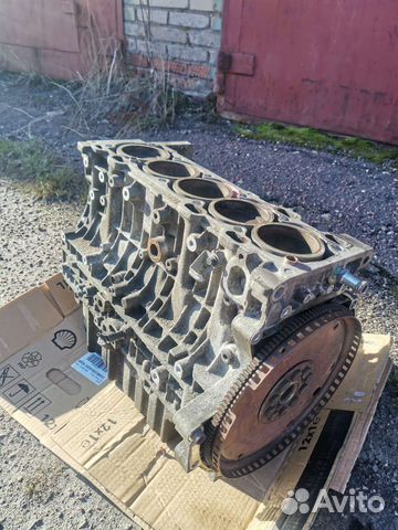 Запчасти двигателя б/у Вольво хс90 2.5Т В5254Т2