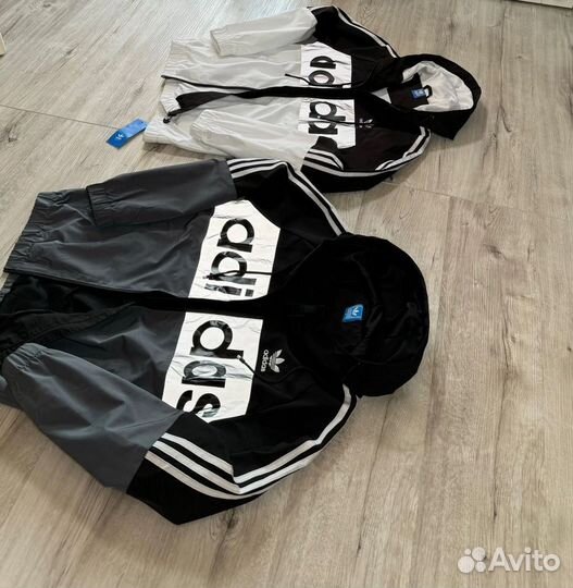 Ветровка Adidas (новинка 2024)