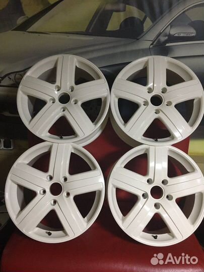 Volkswagen Touareg R18 (39)