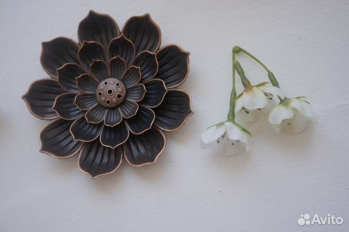 Подставка для благовоний лотос