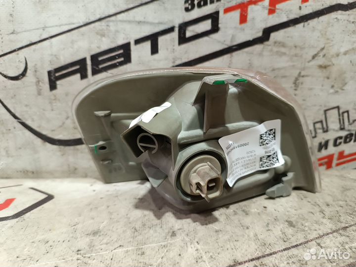 Габарит toyota sprinter AE110 AE111 AE114 CE110 CE113 CE114 CE116 EE111 12418 правый 1 модель 815101