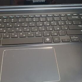 Samsung np880z5e