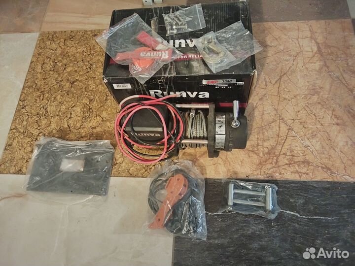 Лебедка Runva EWX 4 500