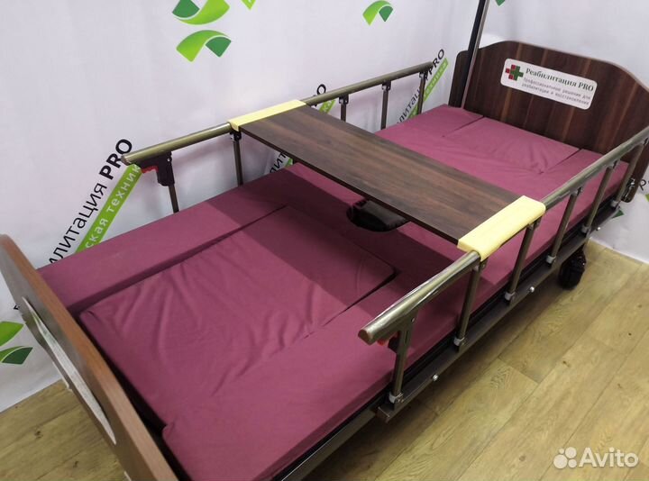 Функциональная медицинская кровать для лежачих
