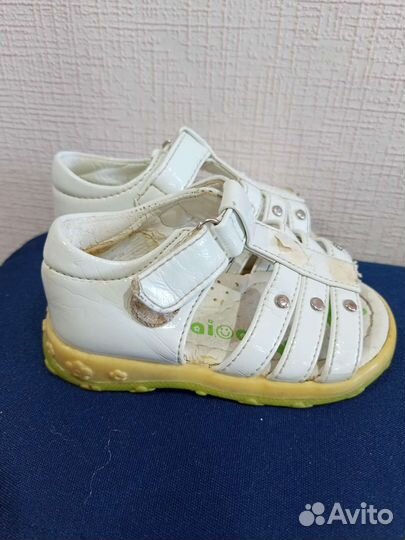 Сандалии для девочки 20 размер