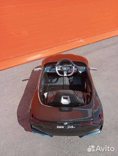 Детский электромобиль BMW