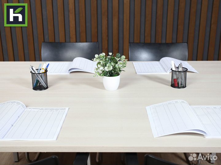 Стол для переговорной
