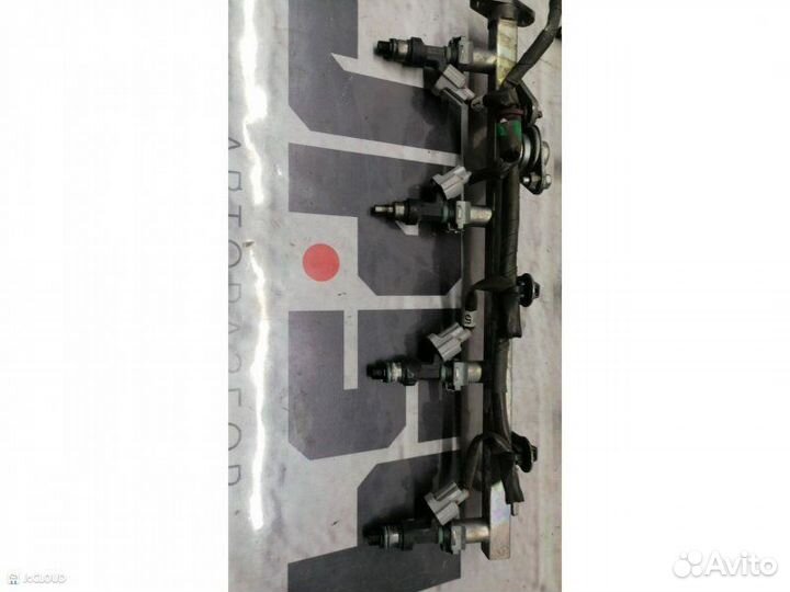 Форсунка топливная передняя Infiniti Fx50 S51