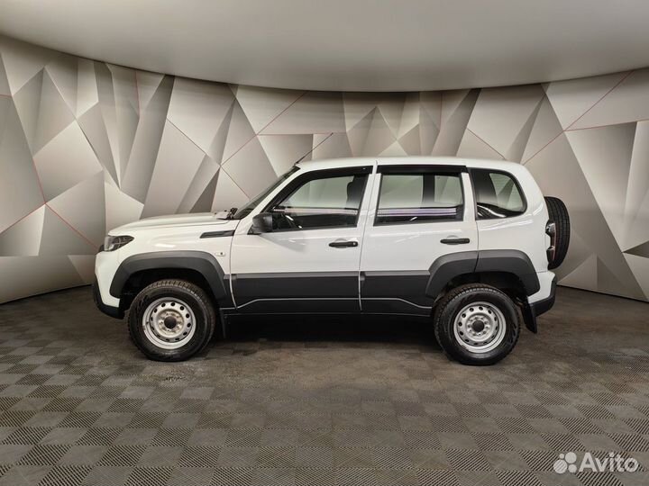 ВАЗ Niva Travel 1.7 МТ, 2024, 10 752 км