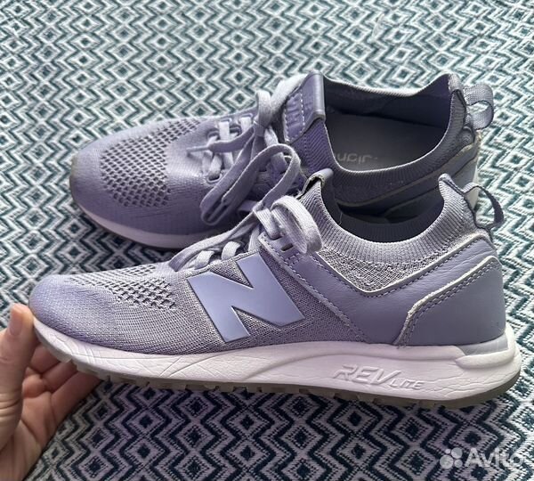 Кроссовки new balance 2 пары