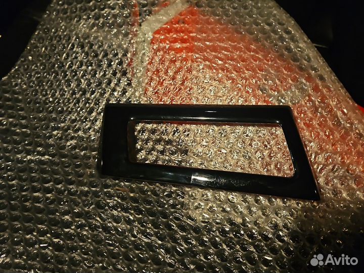 Накладка дифлектора левая