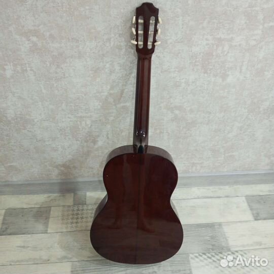 Продам гитару