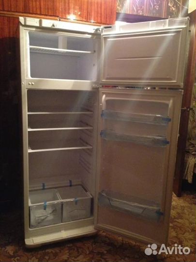 Холодильник Бирюса 135