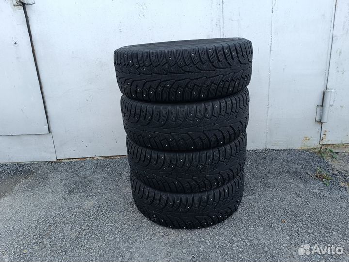 Nokian Tyres Hakkapeliitta 5 215/60 R16 99T