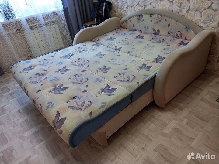 Продам диван