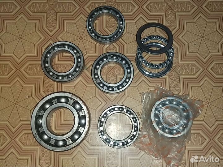 Продам подшипники