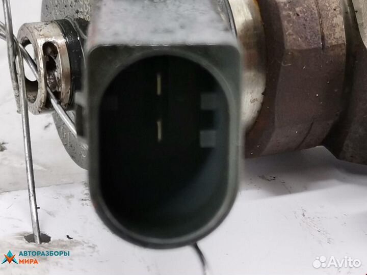 Форсунка BMW 3 E46 рест. 2005 13537789661