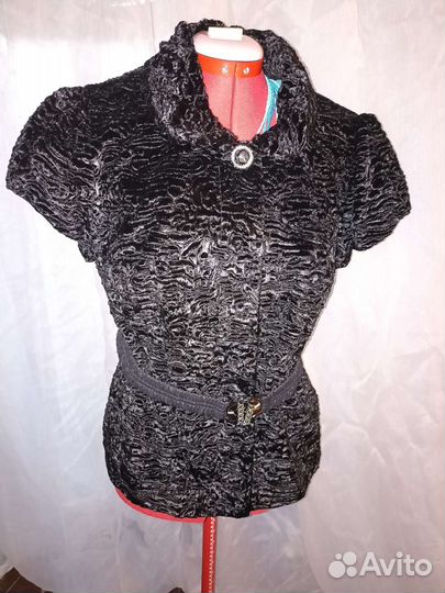 Платье, жилет, брюки