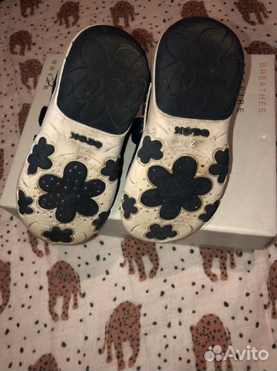 Сандалии для девочки Geox