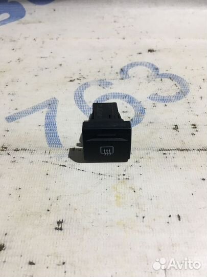 Кнопка обогрева заднего стекла LADA granta 1.6 мт