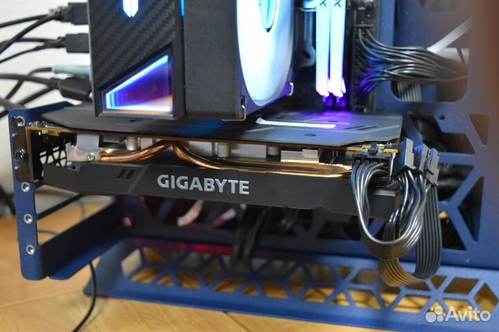 Видеокарта RX 5600 XT Gigabyte Windforce OC