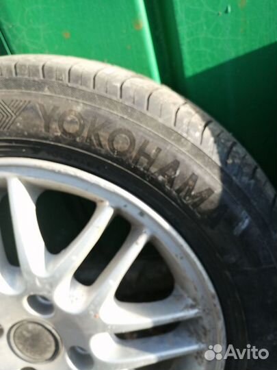 Yokohama A043 185/60 R15 и 195/60 R15