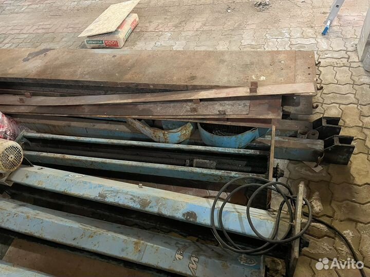 Подъемник автомобильный 4 стоечный бу