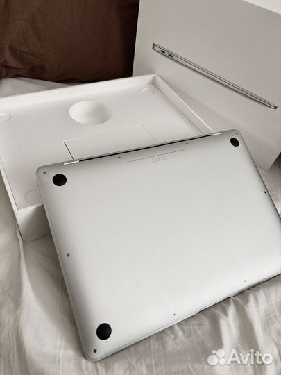 Macbook air m1 2020