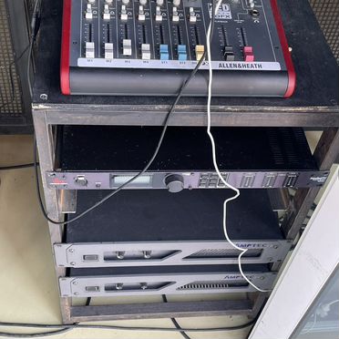 Колонки phonic 215 и два саба