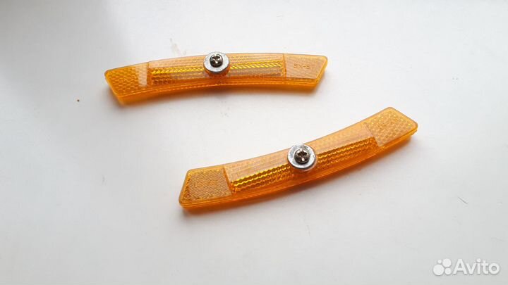 Катафоты (светоотражатели) на спицы велосипеда