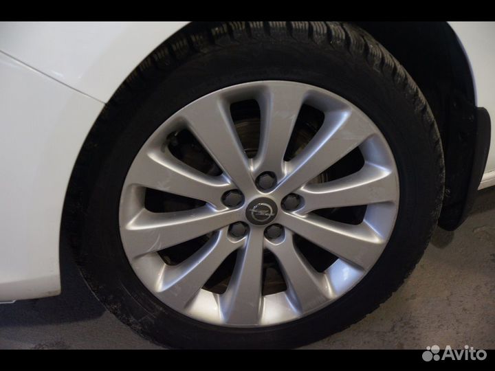 Opel Astra 1.6 AT, 2011, 180 000 км