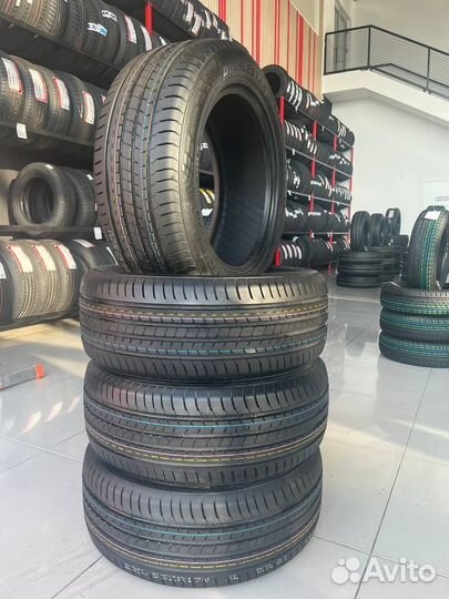 DoubleStar DSU02 235/55 R17 103W