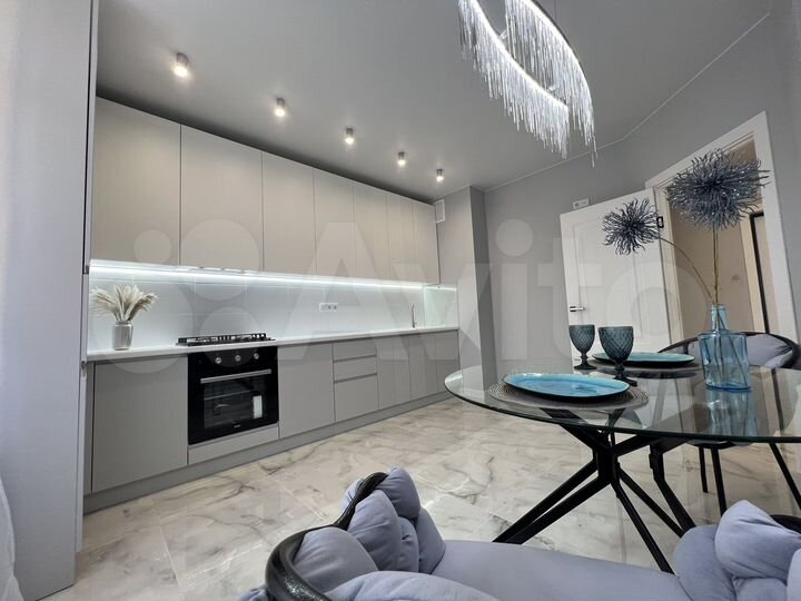 2-к. квартира, 65 м², 11/18 эт.