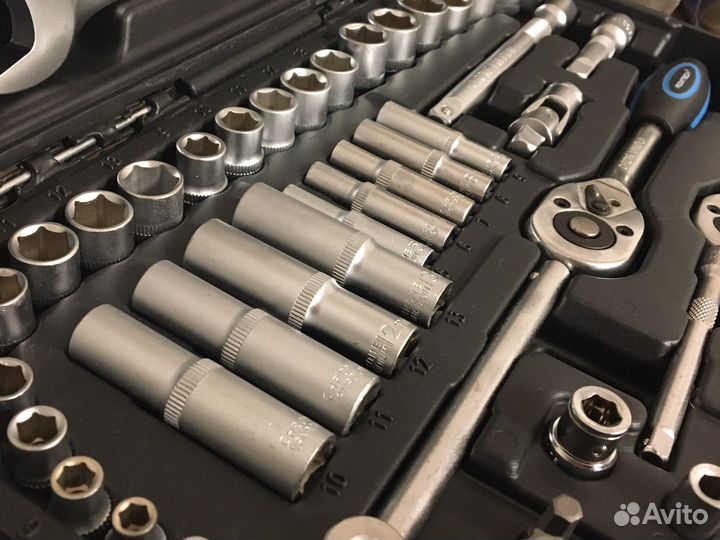 Набор профессионального инструмента Romitech 93 пр