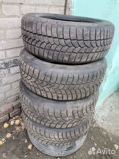 Tigar Sigura Stud 205/55 R16 94T