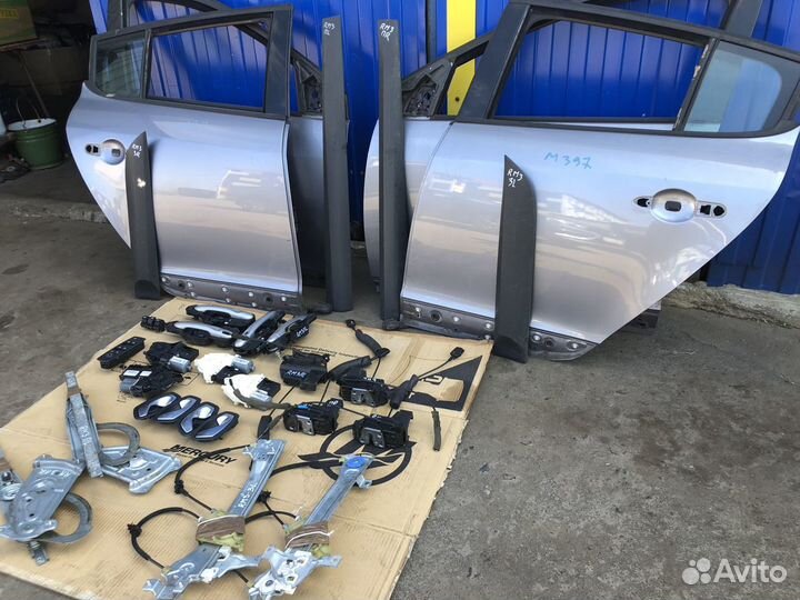 Дверь renault megane 3 с элементами