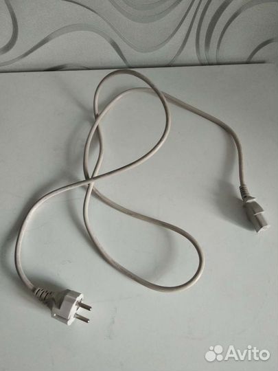 Компьютерный корпус с блоком питания (самовывоз)