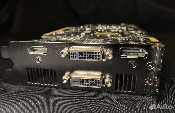 Asus strix GeForce GTX 950 OC 2Gb