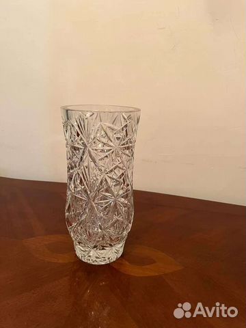 Хрустальная ваза