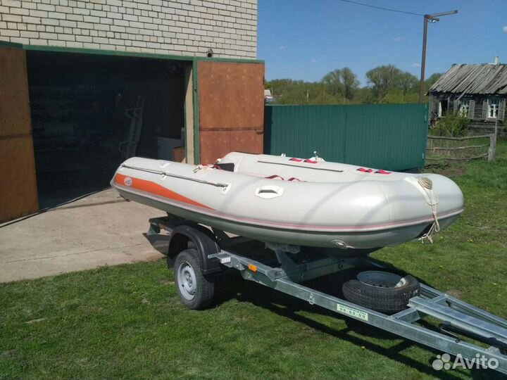 Лодка пвх Баджер 390 в хорошем состоянии