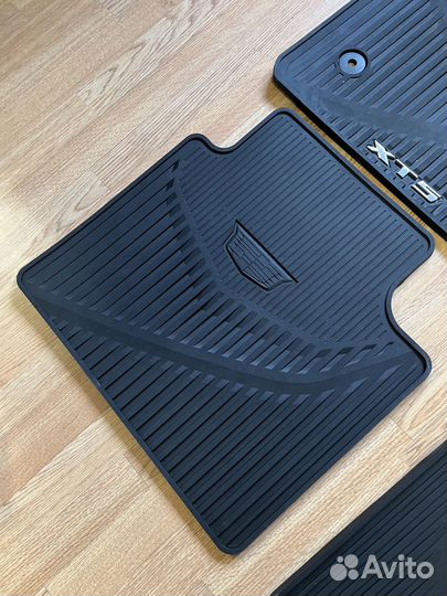 Коврики в салон Cadillac хт5