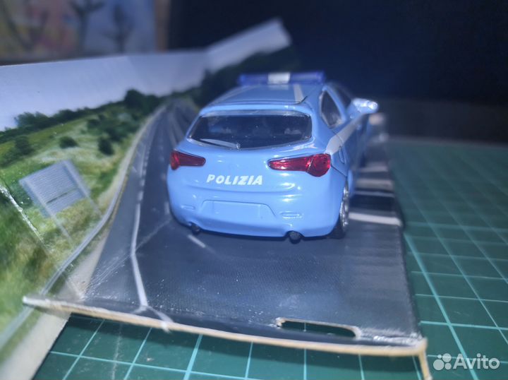 Alfa romeo Giulietta Polizia 1/43 Mondo Motors