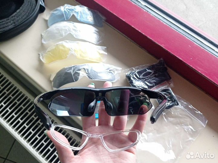Очки oakley новые набор с пятью сменными линзами