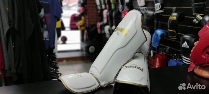 Защита голени и стопы муай тай reyvel белая