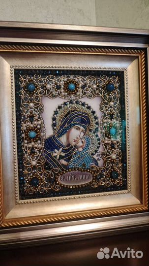 Икона. Вышивка. Бисер. Полудрагоценные камни
