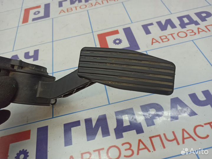 Педаль газа LADA Granta 111831108500